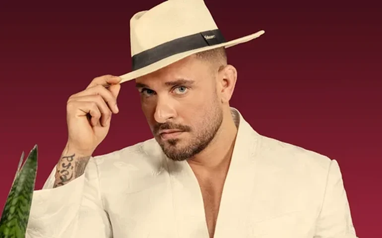 'Foi uma história linda', diz Diogo Nogueira sobre término com Paolla Oliveira