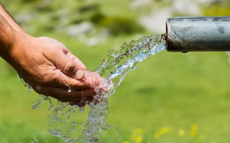 Chuvas e falta de energia afetam abastecimento de água em 12 municípios