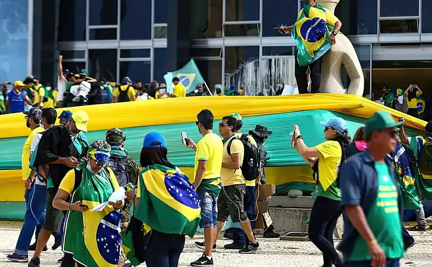 PT pede arquivamento de PL que anistia condenados pelo 8/1