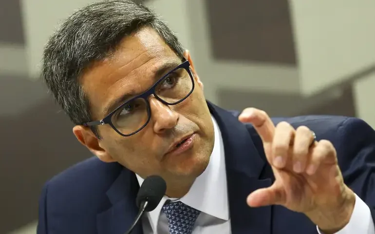 Não há nada que indique culpa de Campos Neto no caso Master, diz Galípolo