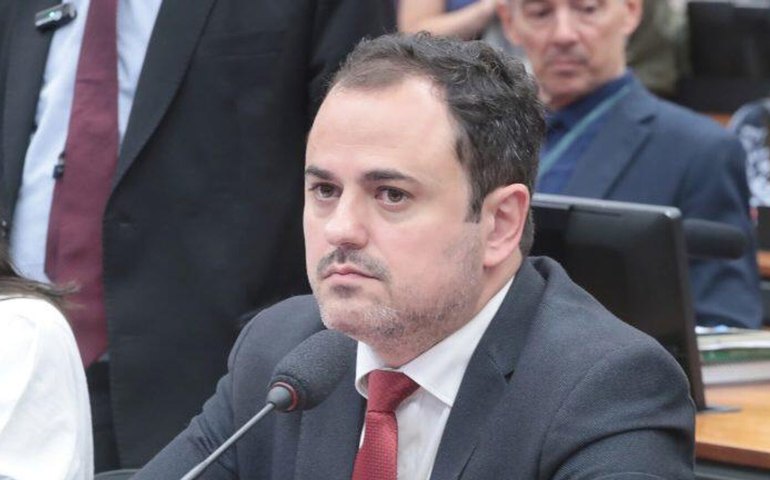 Deputado Glauber Braga termina greve de fome depois de acordo com presidente da Câmara