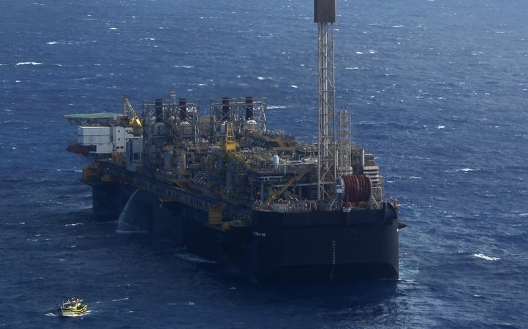 Dona de navios-usina teme multas de R$ 3,7 bi por perda de prazos