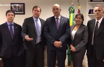 Marx e Collor destravam mais R$ 7,5 milhões para o programa do Leite em AL