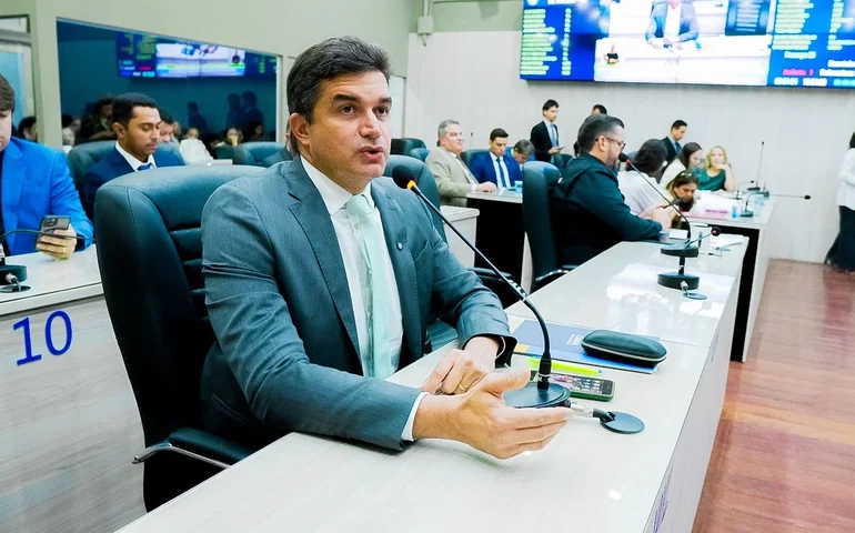 Após omissão da Mesa Diretora, Rui Palmeira impetra mandado de segurança para garantir transparência na Câmara de Maceió