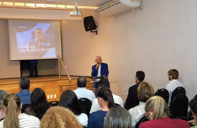 Política Nacional de Ciência e Tecnologia em debate no Cesmac