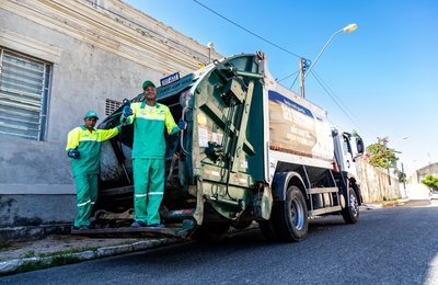 Alurb informa que coleta domiciliar segue com 100% do efetivo em Maceió