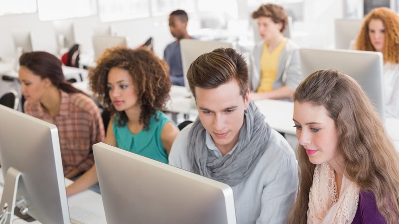 Programa de bolsas de estudo Líderes Estudar está com inscrições abertas para 2022