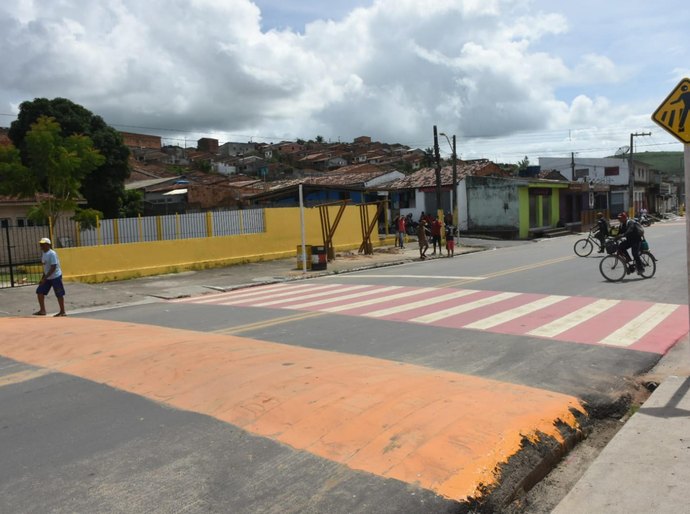 Governador assina ordem de serviço do programa Pró-Estrada em Jacuípe