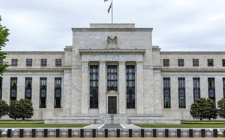 Barr deixará cargo de vice-presidente de Supervisão, mas seguirá membro do Conselho do Fed