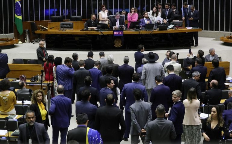 Câmara dos Deputados inicia a Ordem do Dia para analisar propostas; acompanhe