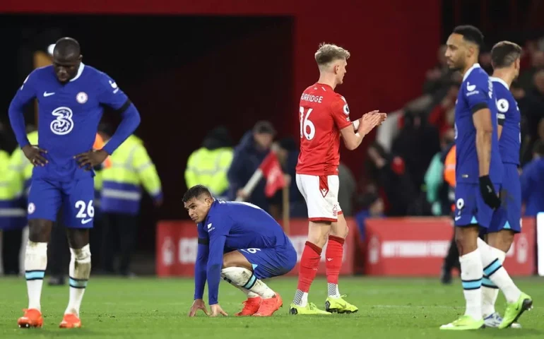 Chelsea não sai do 0 a 0 com Bournemouth e fica no 14º lugar do Campeonato Inglês