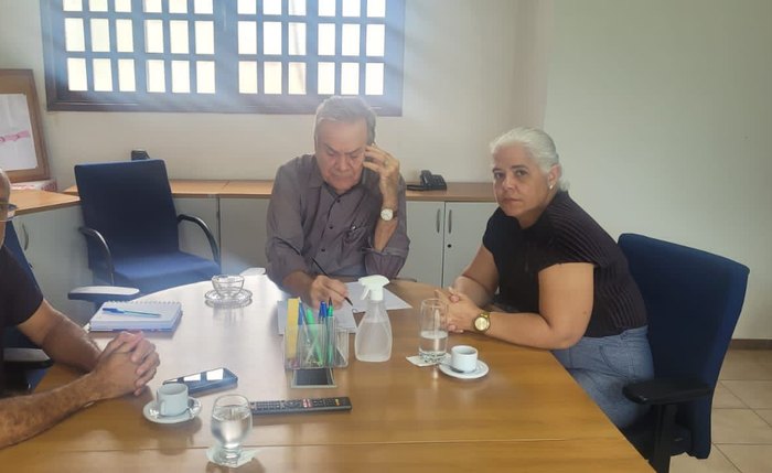Sindicalistas pedem ajuda e intermediação de crise ao vice-governador Ronaldo Lessa