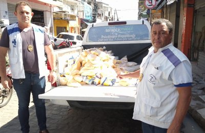 Vigilância Sanitária apreende 300 kg de produtos impróprios para consumo no Jacintinho