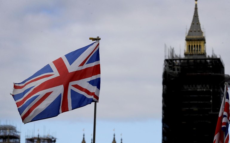 Reino Unido ameaça Rússia, mas exército britânico teria capacidade limitada, diz analista