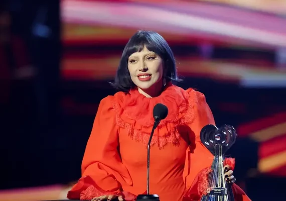 Show de Lady Gaga em Copacabana será reprisado nesta semana; saiba como assistir