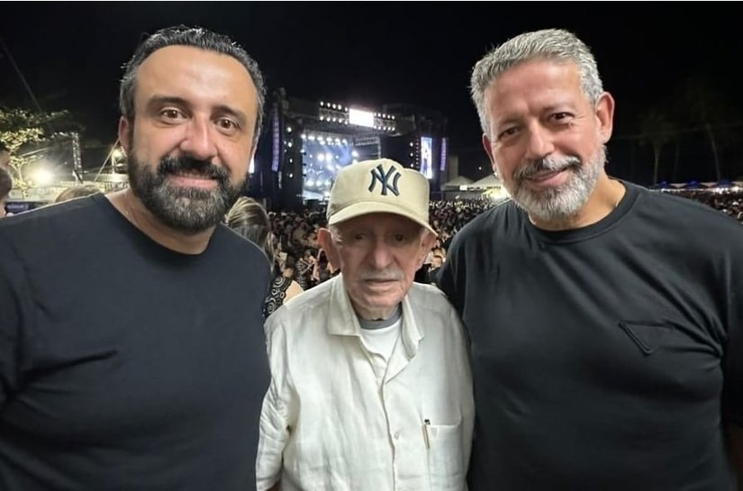 Trabalho de Arthur Lira garante avanço das obras do Residencial Senador Benedito de Lira na Barra de São Miguel