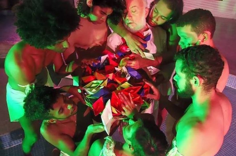 Diretor teatral Glauber Teixeira será homenageado em espetáculo