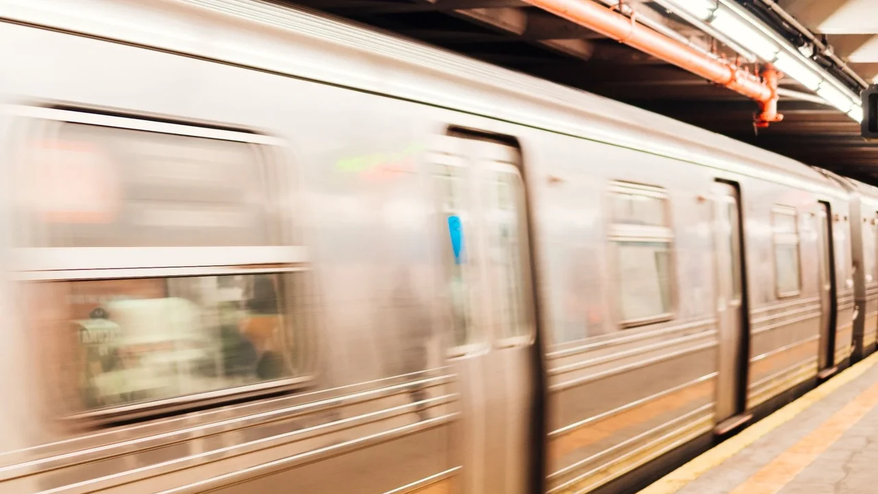 Ampliação do metrô em São Paulo evidência papel histórico do transporte público em grandes cidades do Brasil