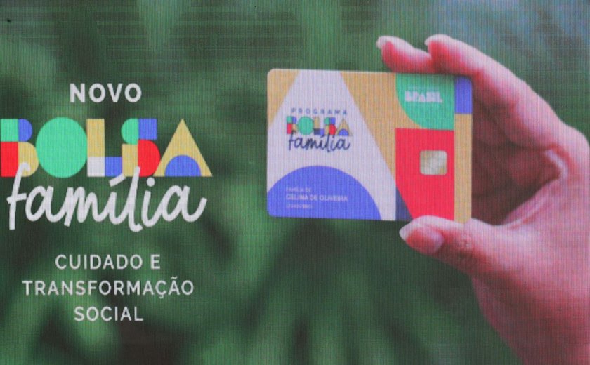 Beneficiários com NIS de final 8 recebem novo Bolsa Família