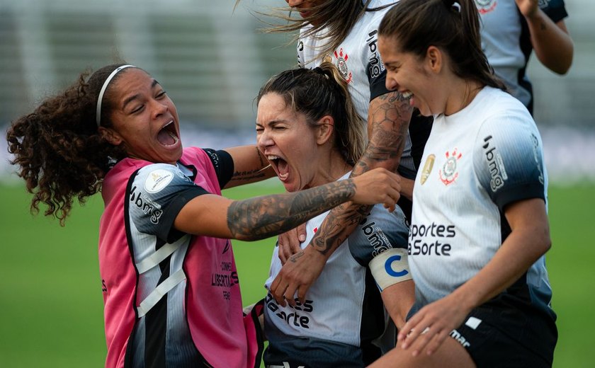 Corinthians derrota Boca e chega à final da Libertadores Feminina