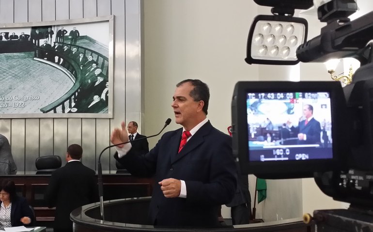 Medeiros critica decisão do Governo de recorrer de decisão judicial e não nomear Militares