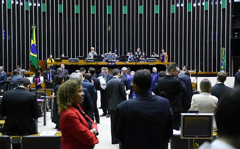 Aprovados R$ 892 milhões para Codevasf, Dnocs e Defesa