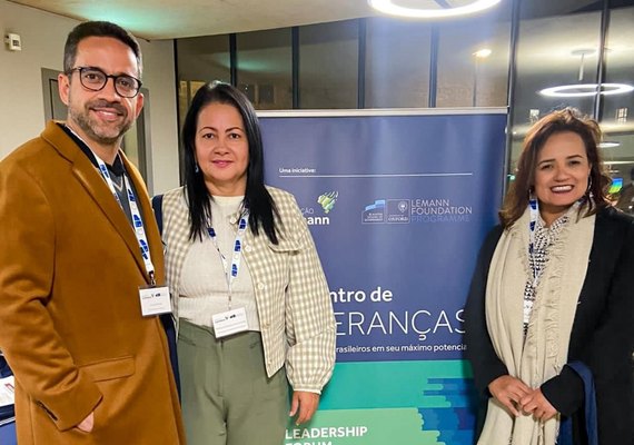 Escola 10 é pauta de encontro sobre inovação em políticas públicas