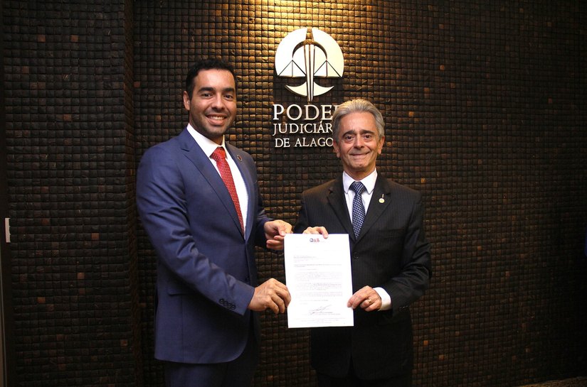 Presidente do TJAL discute demandas abusivas com representante da OAB/AL