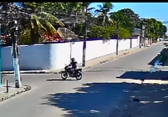 Suspeito de rapto e estupro de criança é capturado em imagens que revelam criminoso em ação