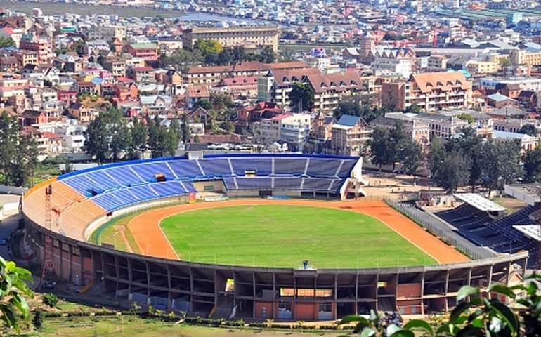 Ao menos 12 pessoas morrem durante confusão em estádio de Madagascar; vídeo