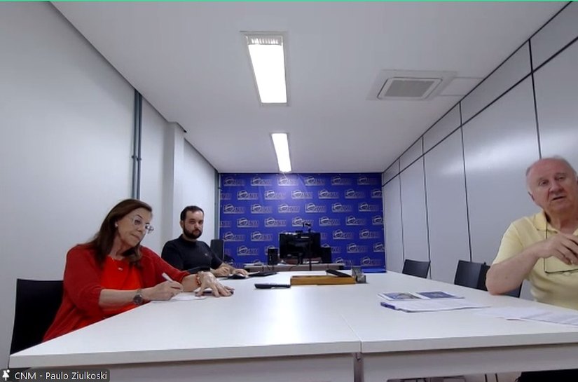 Ziulkoski explica impacto de R$ 110 bi com pautas-bombas no Congresso