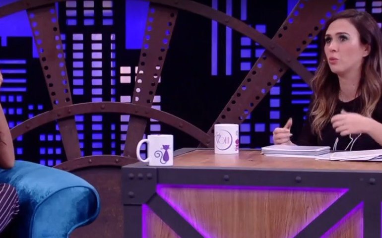 Tatá Werneck e Taís Araújo choram ao falar sobre maternidade no ‘Lady Night’