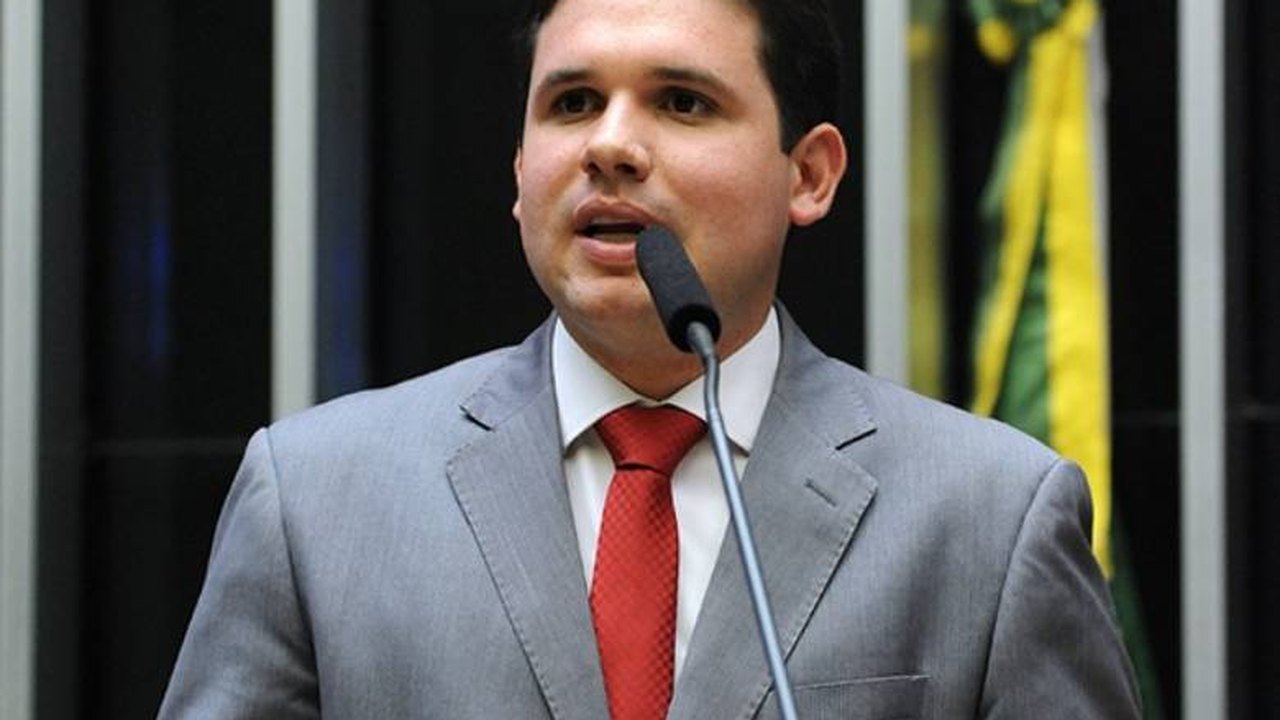 PEC inclui ‘Refis’ por apoio de prefeitos