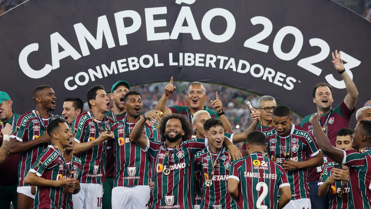 Fluminense derrota Boca Juniors na garra e fatura 1ª taça Libertadores