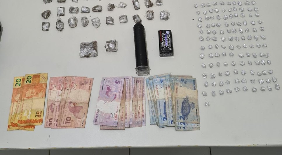 Suspeito de pagar adolescentes para vender drogas é preso em Campo do Brito / Foto: Foto: Polícia Civil/SE