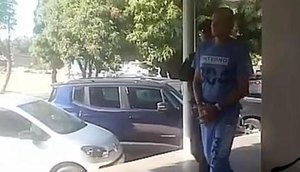 Marcola acumula condenações que somam mais de 300 anos. Antes de ser transferido para a Penitenciária Federal de Porto Velho, em março do ano passado, Marcola já havia passado pela prisão do Distrito Federal. O governador afastado Ibaneis Rocha (MDB) pedi / Foto: Foto: Record TV/ Reprodução