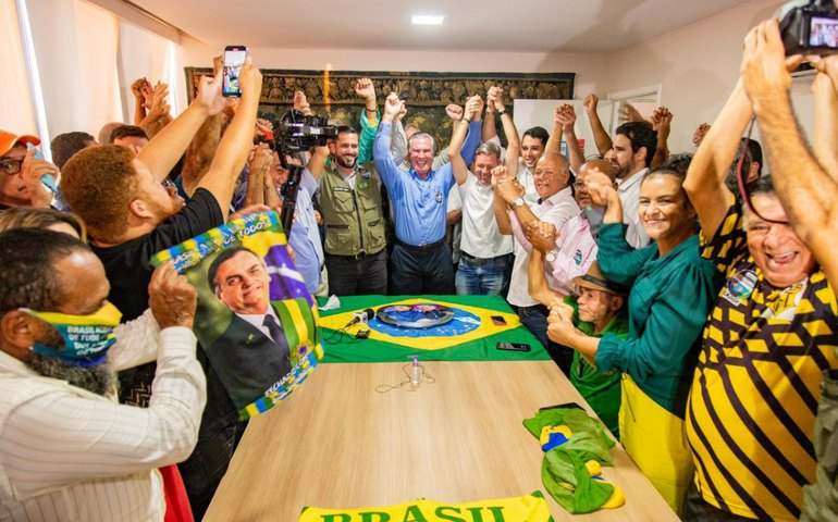 PTB oficializa em convenção candidatura de Collor ao governo de Alagoas
