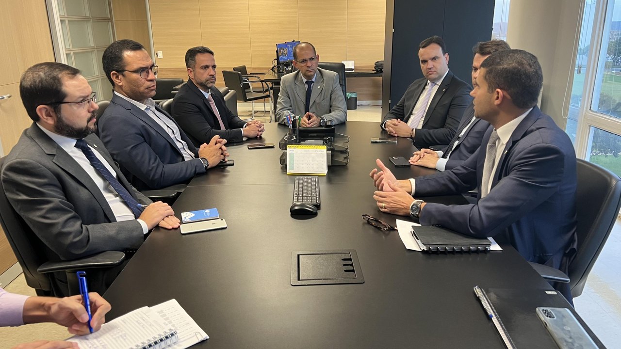 Governo avança em reunião sobre o trecho 5 do Canal do Sertão com o Ministério da Integração