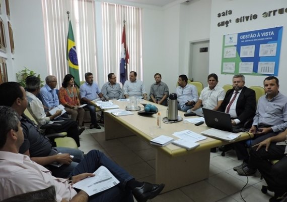 Casal ajuda o município de Viçosa a enfrentar escassez de água