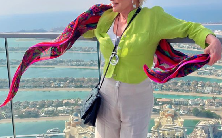 Ana Maria Braga viaja de primeira classe para Dubai com Louro Mané