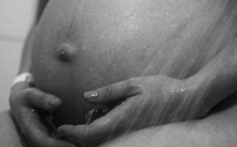 Documentário independente sobre parto humanizado estreia na TV Brasil