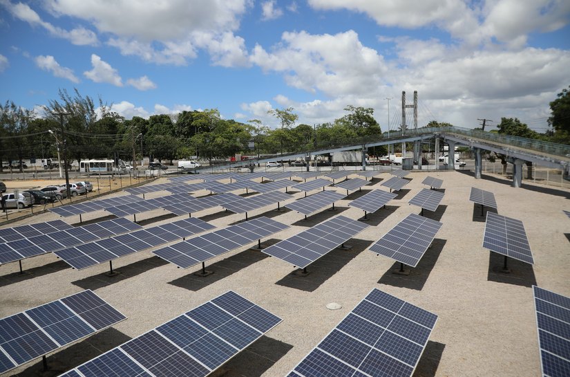 Durante sessão da ALE, projeto institui a política estadual de incentivo ao uso da energia solar