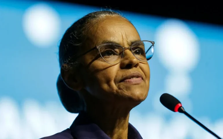 Marina diz que licenças ambientais seguem lei após Lula indicar estudo para Margem Equatorial