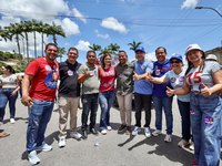 Durante o percurso pelas principais vias da cidade, a comitiva recebeu manifestações de apoio de moradores e comerciantes locais | Divulgação