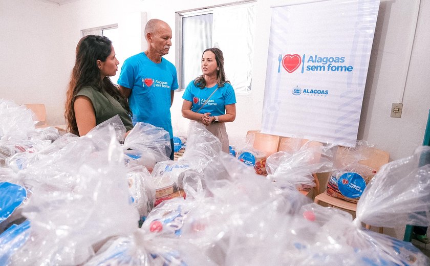 Alagoas Sem Fome beneficia centro espírita com aproximadamente meia tonelada de alimentos