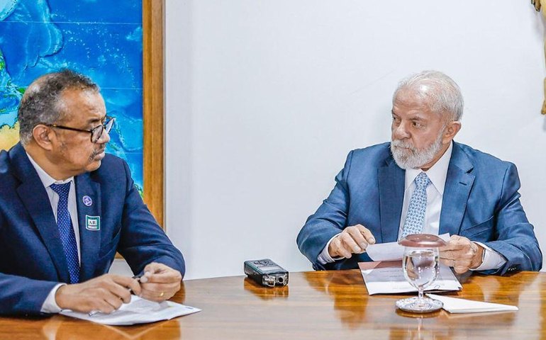 Lula e diretor da OMS cobram avanço em acordo global sobre pandemias