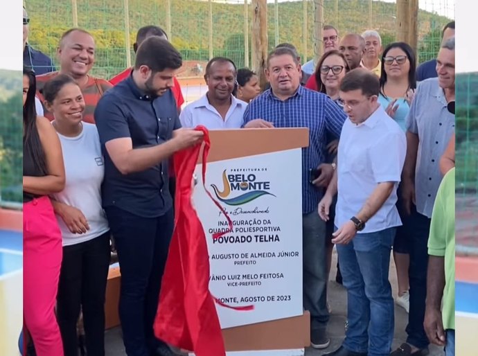 Belo Monte: prefeito Dalminho entrega quadra poliesportiva aos moradores do povoado Telha
