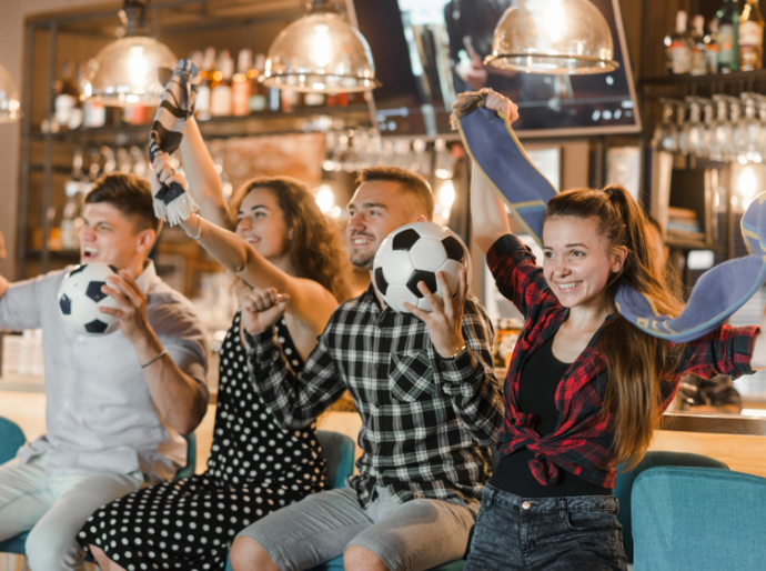 Torcida no bar: veja dicas de como estabelecimentos podem aproveitar os jogos para aumentar faturamento