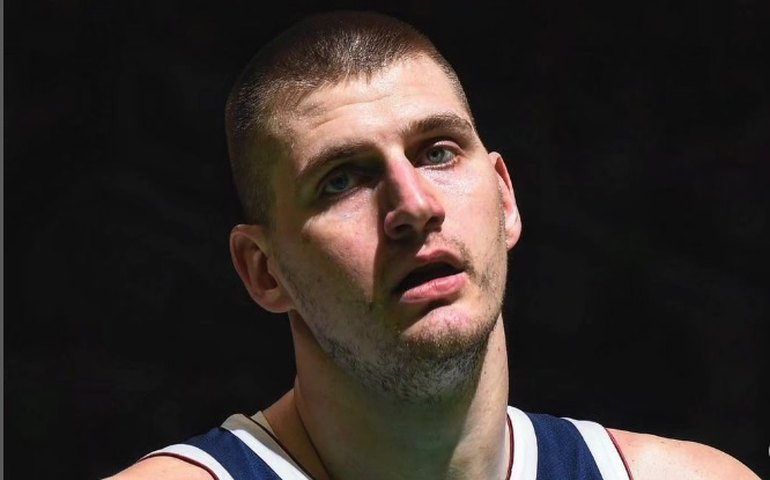 Em noite inspirada, Jokic e Murray levam Nuggets a derrubar invencibilidade dos Celtics em casa