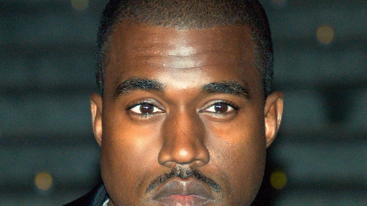 Festival com Kanye West é cancelado após proibição de entrada do rapper no Reino Unido